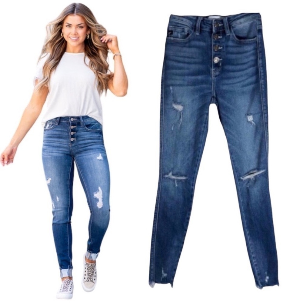 Kancan Regular Wash Distressed Ultra High Rise Estilo Button Fly Jeans size 25